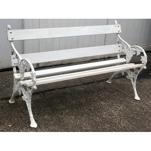 858 - Garden bench