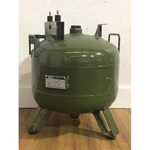 20 - Hydraulic test pressure tank