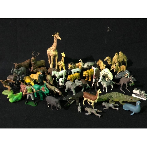 387 - Quantity of vintage plastic animal toys