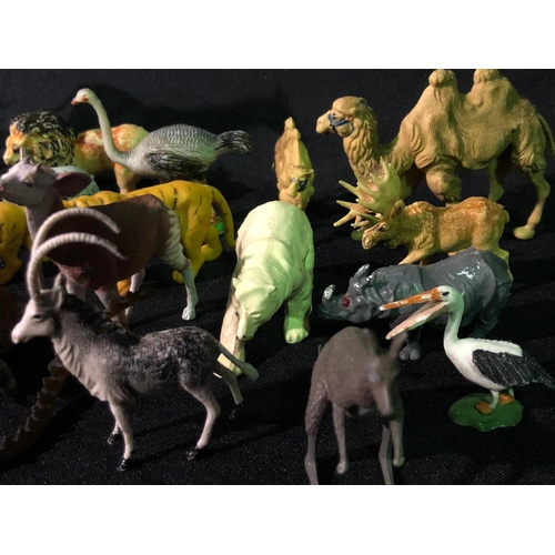 387 - Quantity of vintage plastic animal toys