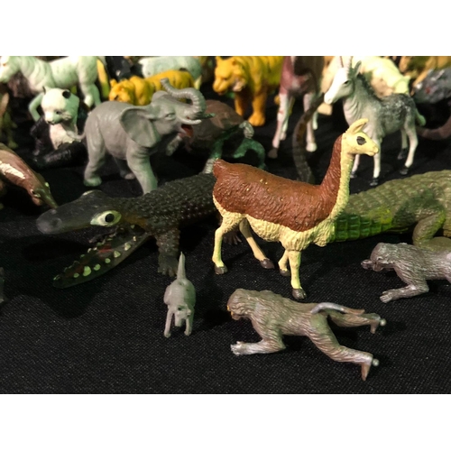 387 - Quantity of vintage plastic animal toys