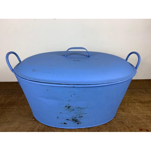 201 - Old metal basin with lid, 28cm x 67cm