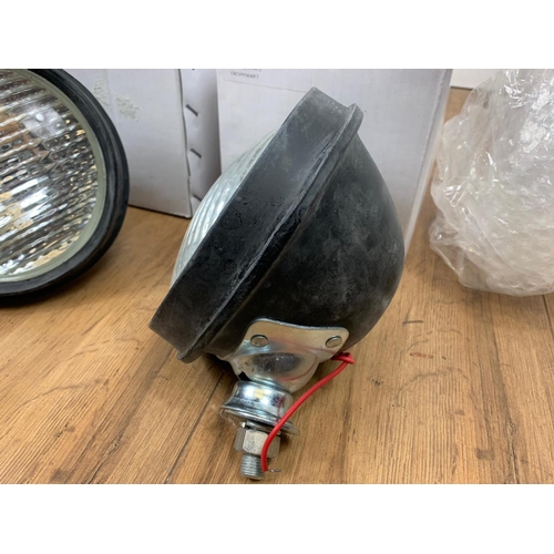 19 - Pair of spotlights in box