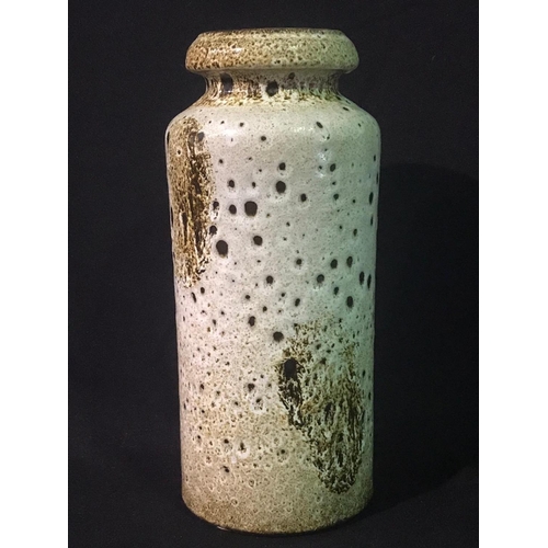 Lot 232       