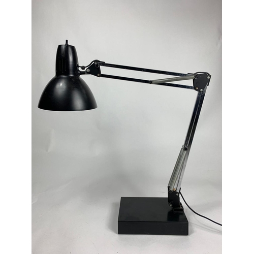 Lot 250       