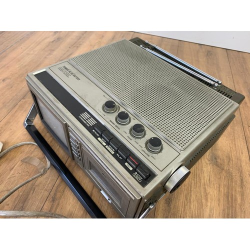 90 - TV cassette radio