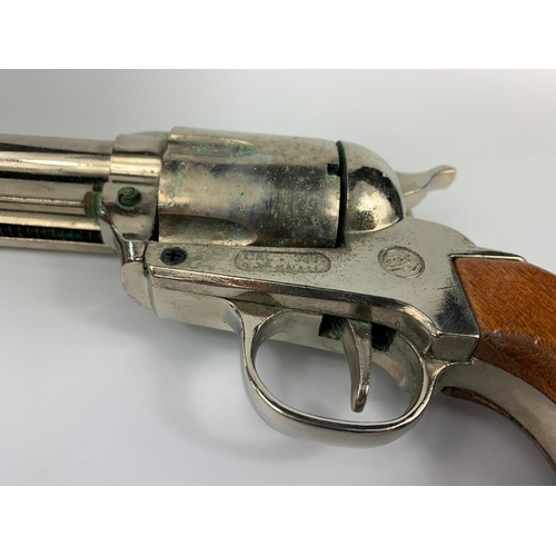 143 - Replica colt pistol