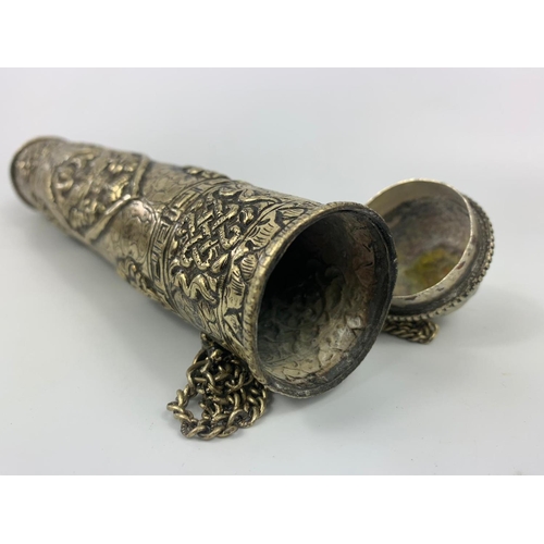 165 - 3 scroll holders, 25cm