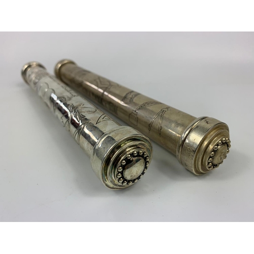 165 - 3 scroll holders, 25cm