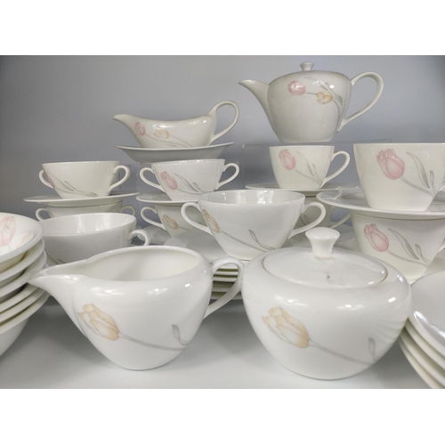 226 - Wedgewood tea and part dinner set.