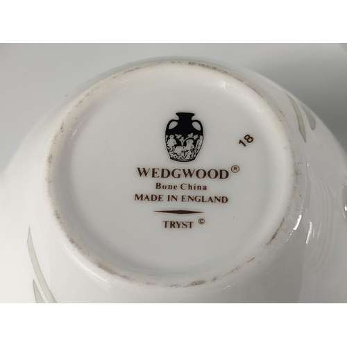 226 - Wedgewood tea and part dinner set.