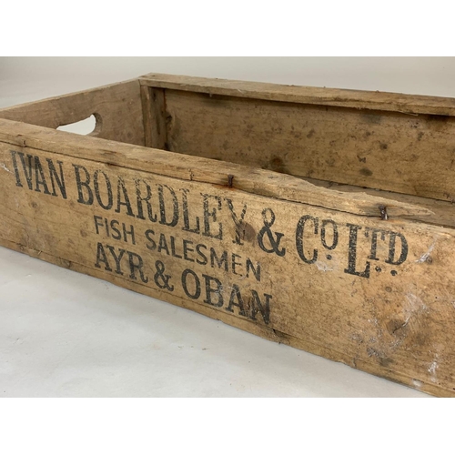 67 - Large old Boardley wooden crate, 8qcmx49cmx18cm