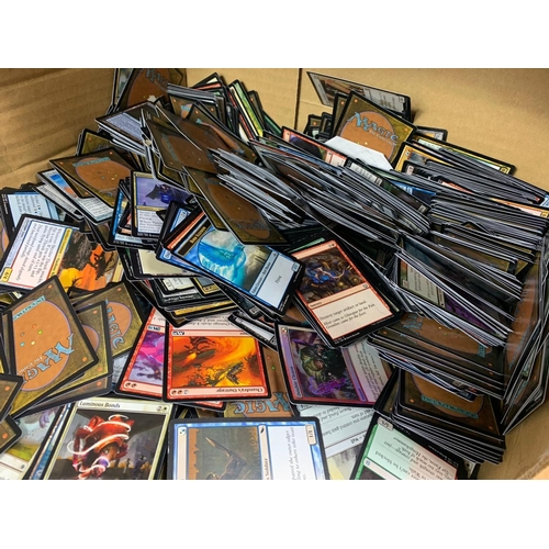 87 - Large quantity of Magic The Gathering Cards