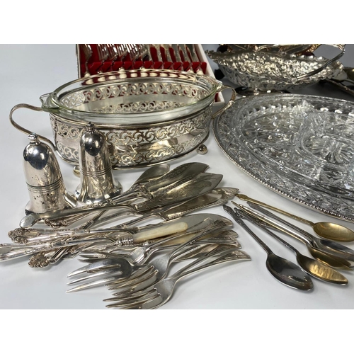 132 - Large quantity of good quality silver plate items