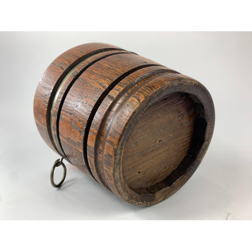 162 - Small oak bucket with brass handles, 20cm