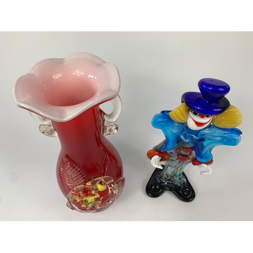 163 - Murano glass clown with an art glass vase, 24cm