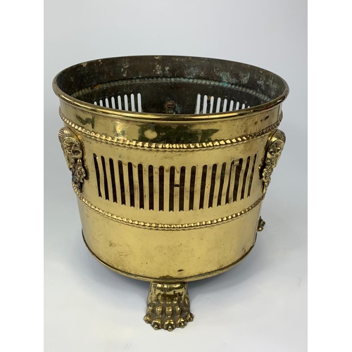 18 - Brass planter in the Regency style, circa 1900.  26cm x 23cm