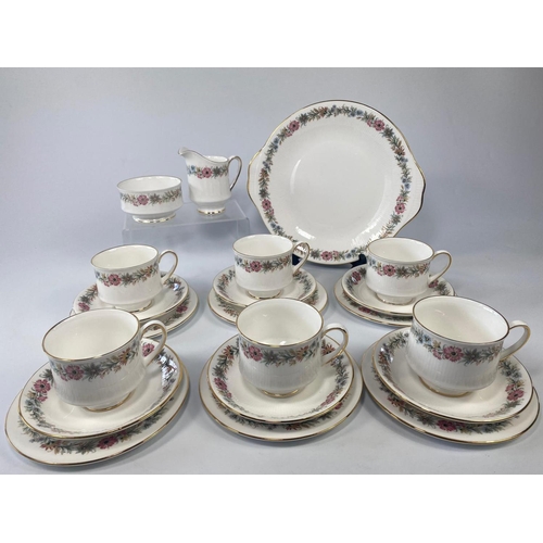 185 - 21pc Paragon Belinda tea set