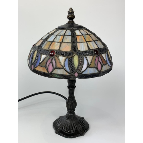 19 - Tiffany style lamp, 32cm