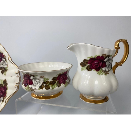 222 - Royal Imperial tea set