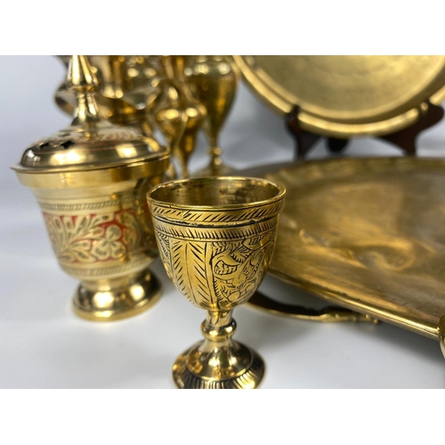 278 - Quantity of Indian brassware.