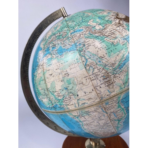 65 - Globe, 39cm