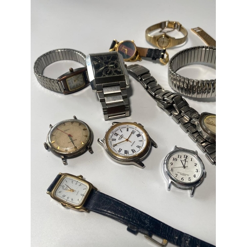 582M - Quantity of watches