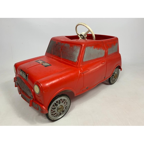 92 - 1960's Mini pedal car