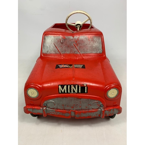 92 - 1960's Mini pedal car