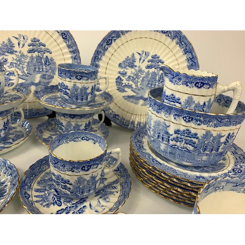 178 - Vintage Royal Albert tea set, circa 1900/10