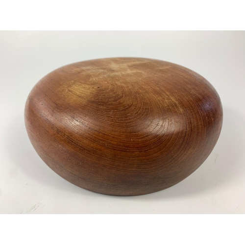 27 - Teak mid century fruit bowl. 25cm