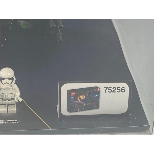 30 - Star Wars LEGO light up display, 34cm x 34cm x 34cm