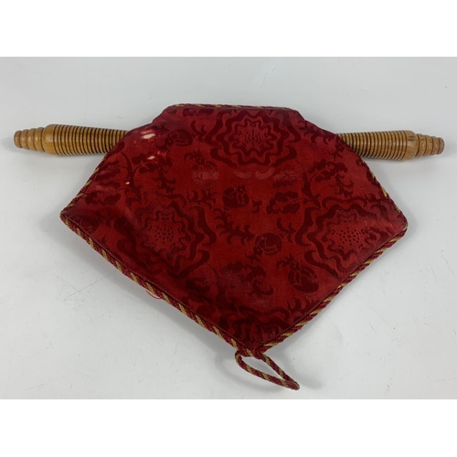 3 - Edwardian church offering pouch, 32cmx21cm