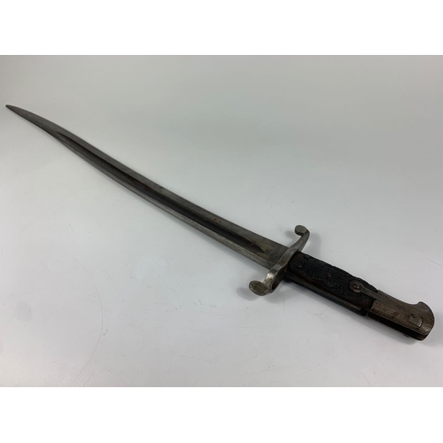 7 - 19th century English sword bayonet, possibly naval. 71cm