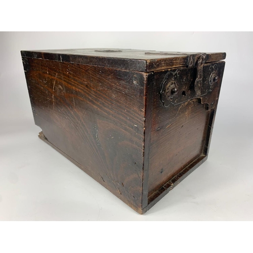 9 - 19th century Japanese wooden cash box, 46x28x28cm