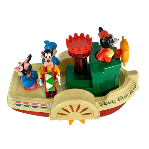 121 - 1986 Walt Disney Show Boat. 30cm