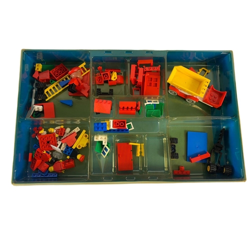 124 - Vintage LEGO