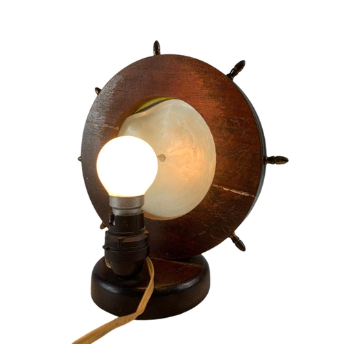 136 - 1960’s lamp. 22/22.5cm