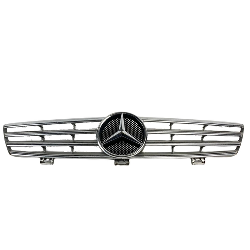 159 - Mercedes grill. 87cm