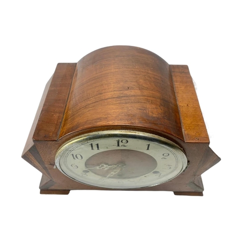 238 - 1930’s mantle clock. 31/14/23cm.