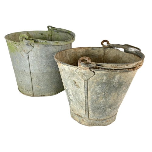 246 - 5 vintage galvanised buckets. 25cm