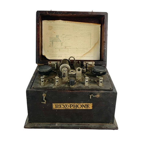 255 - Early 20th century Rexophone. 22/16/15cm