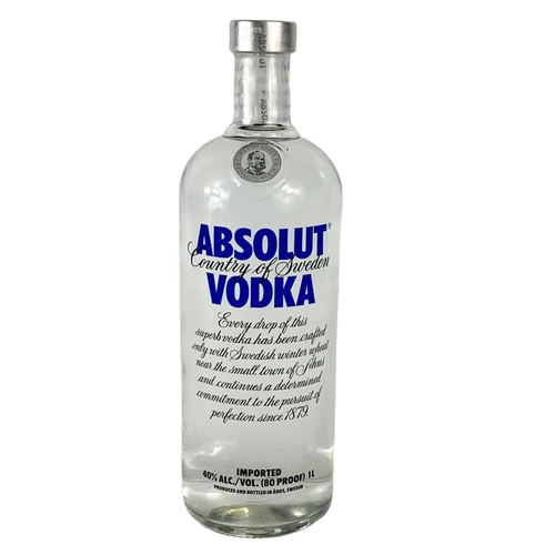 36 - Absolut Vodka. 1 litre