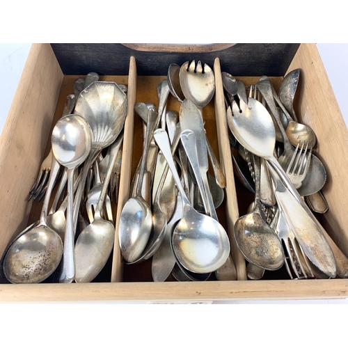 392 - Quantity of vintage W.D silver plated cutlery. Crows feet stamps, TT & Co, Walker & Hall etc.