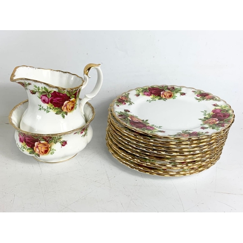 423 - 23 piece Royal Albert Old Country Roses tea and dinner ware.