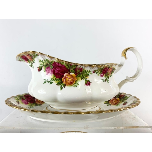 423 - 23 piece Royal Albert Old Country Roses tea and dinner ware.