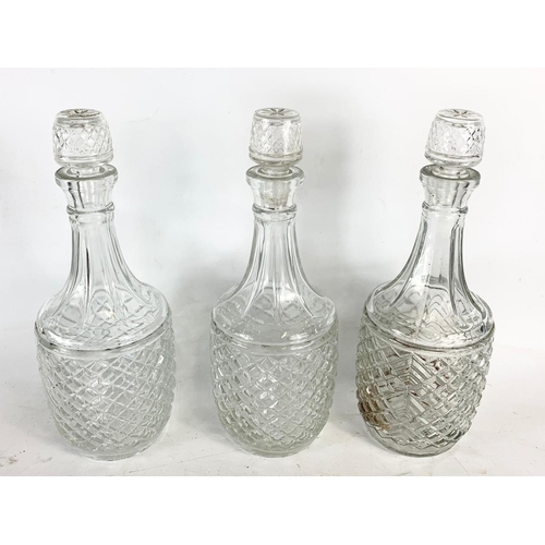 466 - 3 vintage matching decanters. 26.5cm