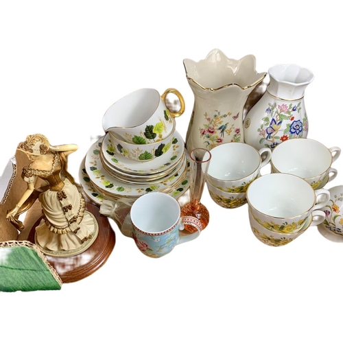 526 - Box of assorted pottery. Including Aynsley, Royal Imperial part tea set, Royal Winton etc.