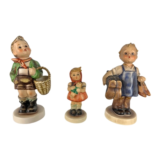 545 - 3 vintage Goebel figures. 12.5cm