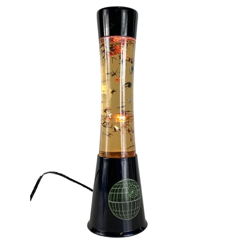 558 - Star Wars lava lamp. 39cm